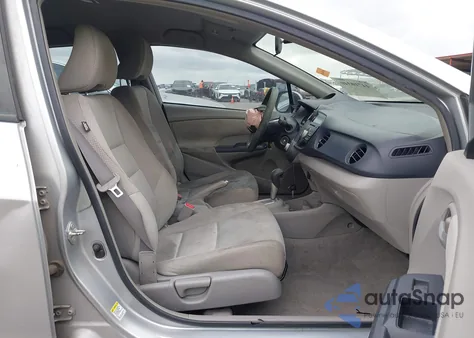 2010 Honda Insight Lx z USA, uszkodzony, nr VIN JHMZE2H54AS032345